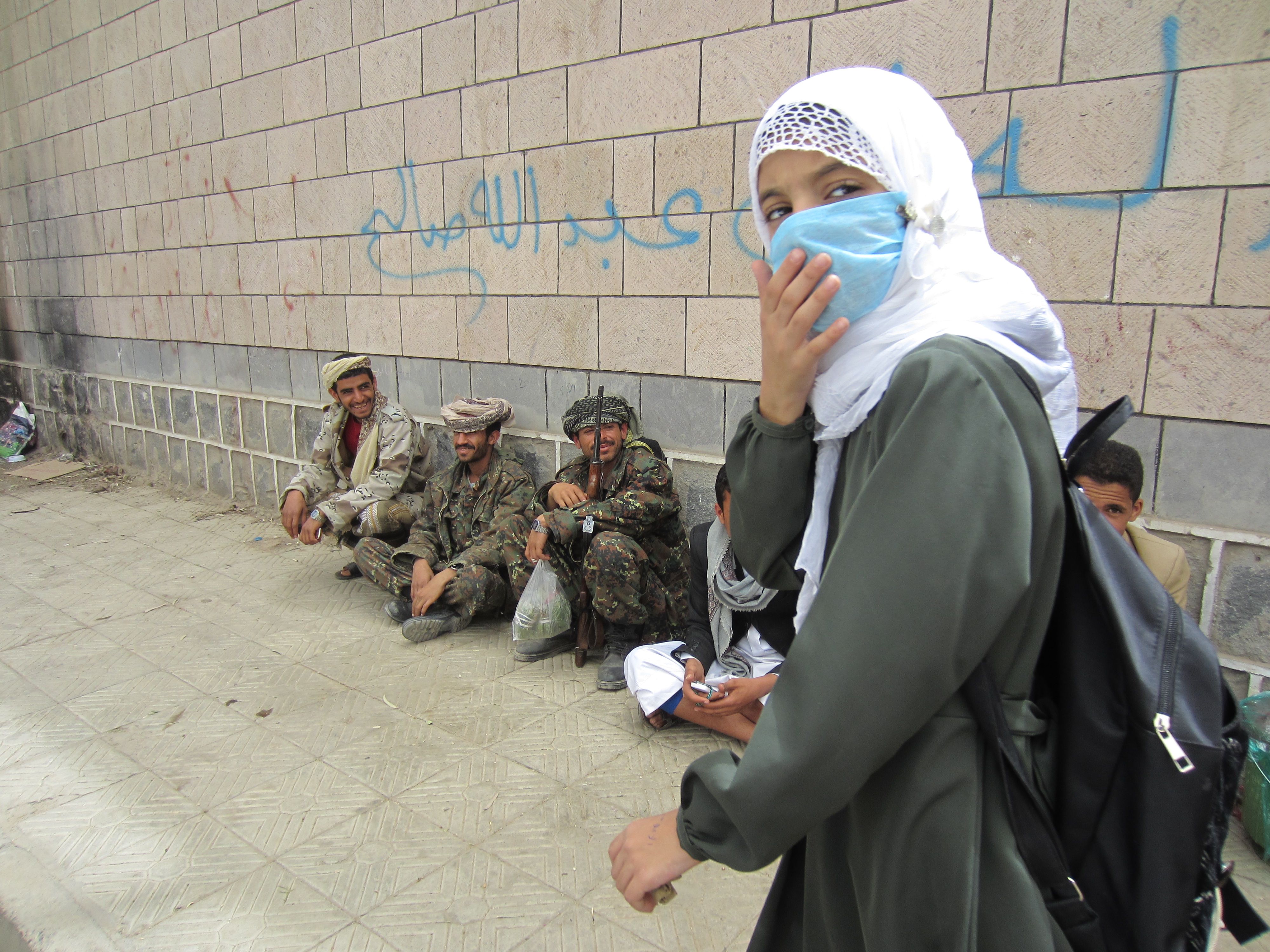 yemen armies in schools